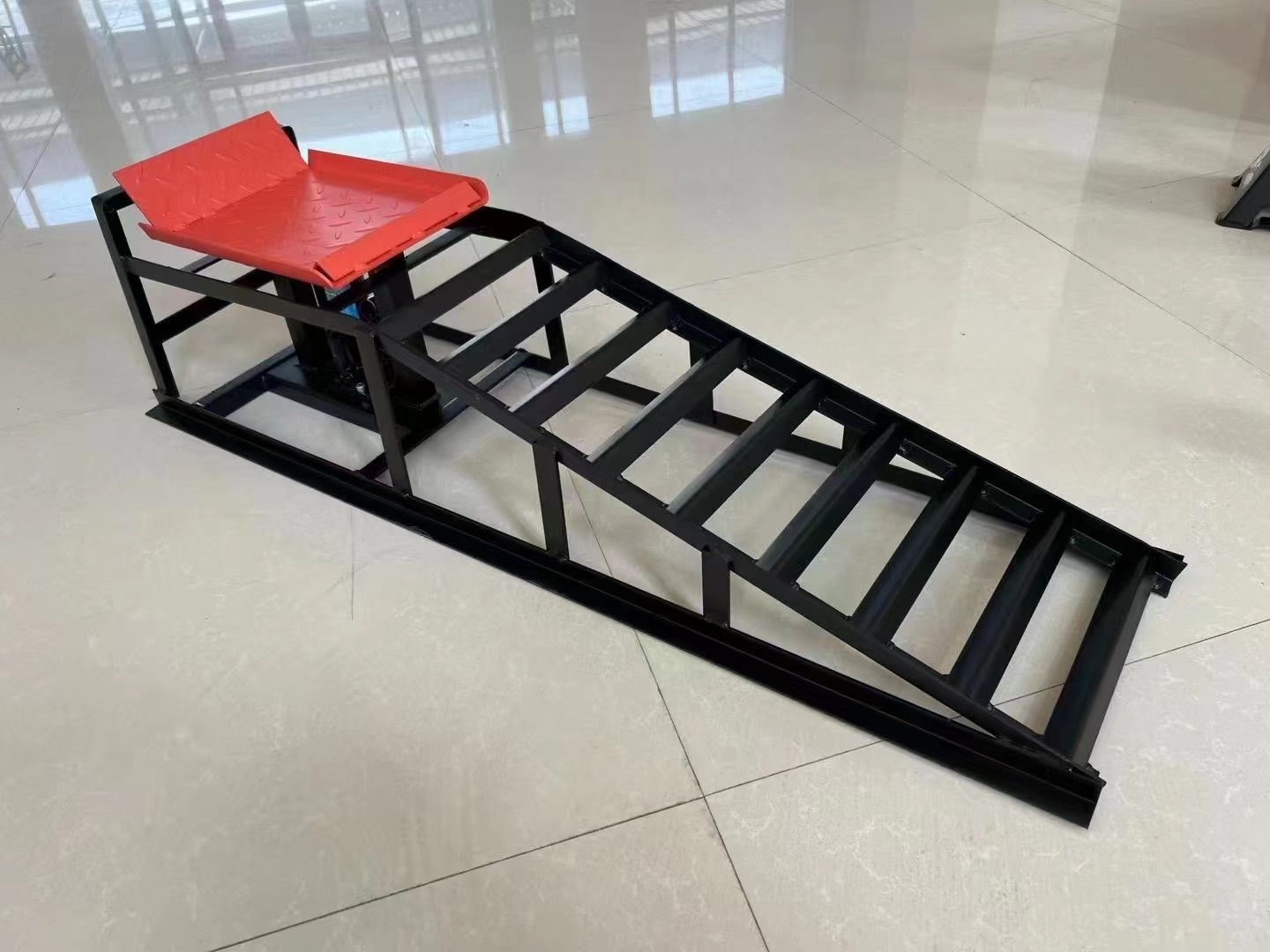 Hydraulic Car Lift Ramp Portab - огляд і ціна Hydraulic Car Lift